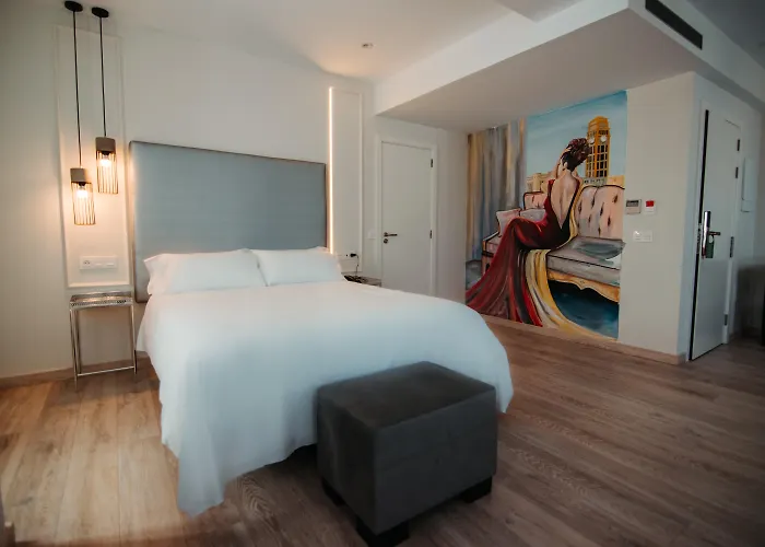 Hotel Urban Anaga 4*